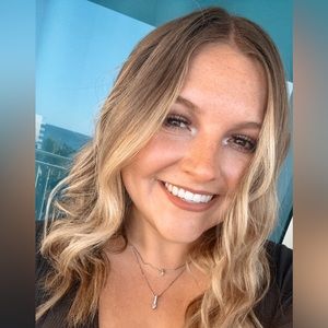 Meet your Posher, Sydney